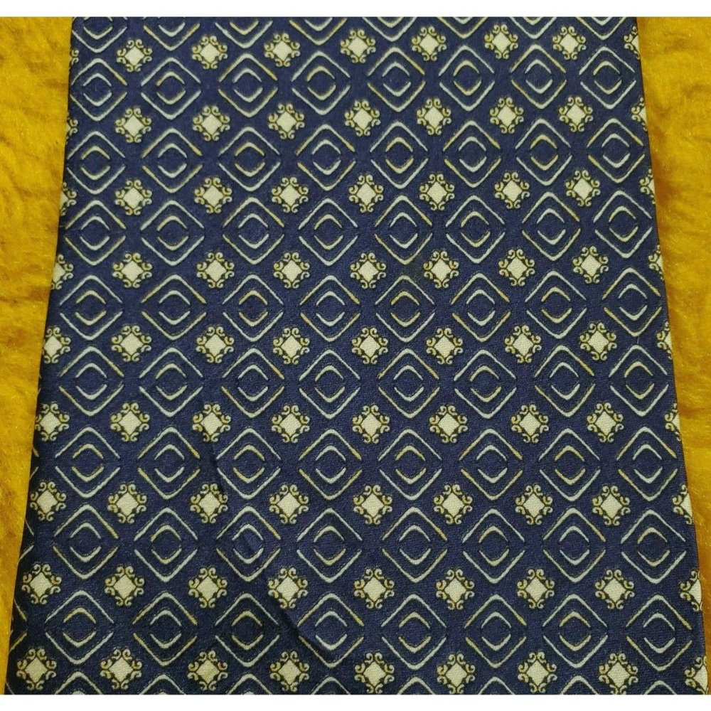 VINTAGE GIANNI VERSACE SILK TIE ~ BLUE & GOLD MEDALLION GEOMETRIC ~ 58"